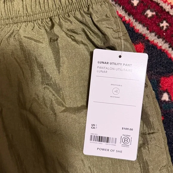Athleta Lunar Sheen Utility Mid Rise Olive Green Women's Pants, Small - Picture 5 of 10